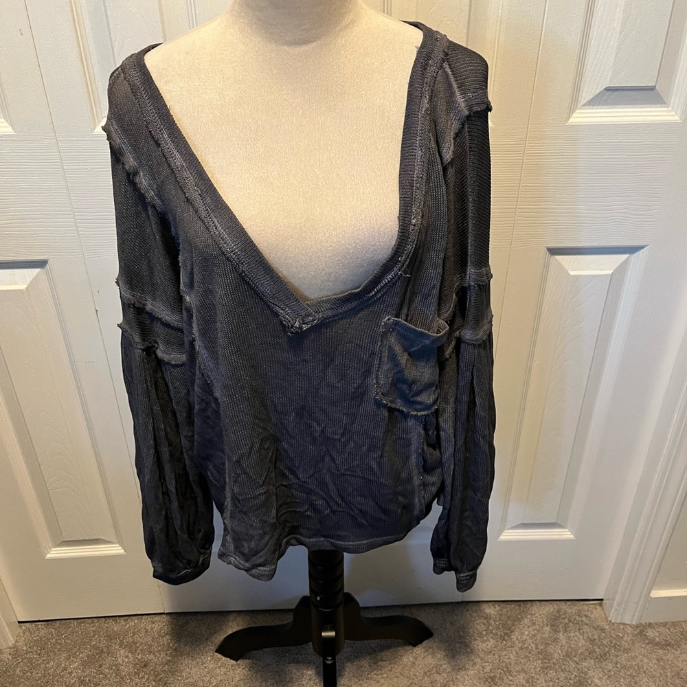 Vici Size L Casual V-Neck Women's Top